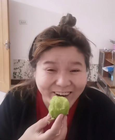 网红老师吃瓜图片,揭秘娱乐圈幕后真相 第3张 网红老师吃瓜图片,揭秘娱乐圈幕后真相 第3张